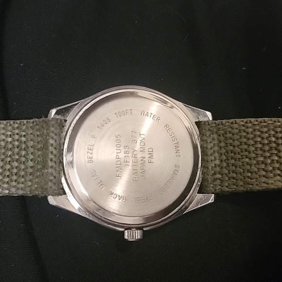 Military watch - Picture 3 of 4